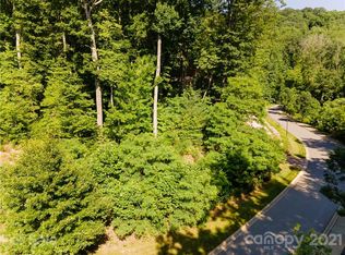 2 La Grange Dr #33, Asheville, NC 28805