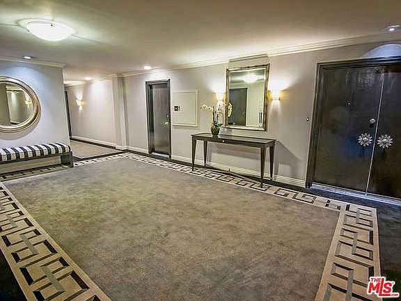 4th image of 818 N Doheny Dr APT 507