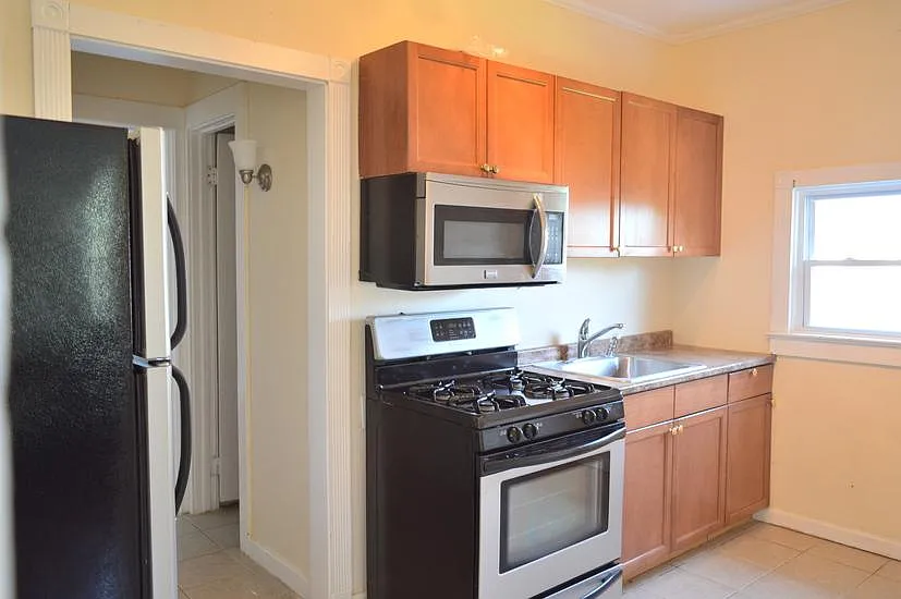 1 bed, $1,425 — Photo 4
