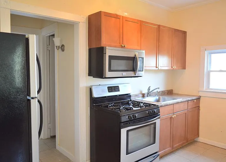 1316 E Genesee St #4 — Photo 4