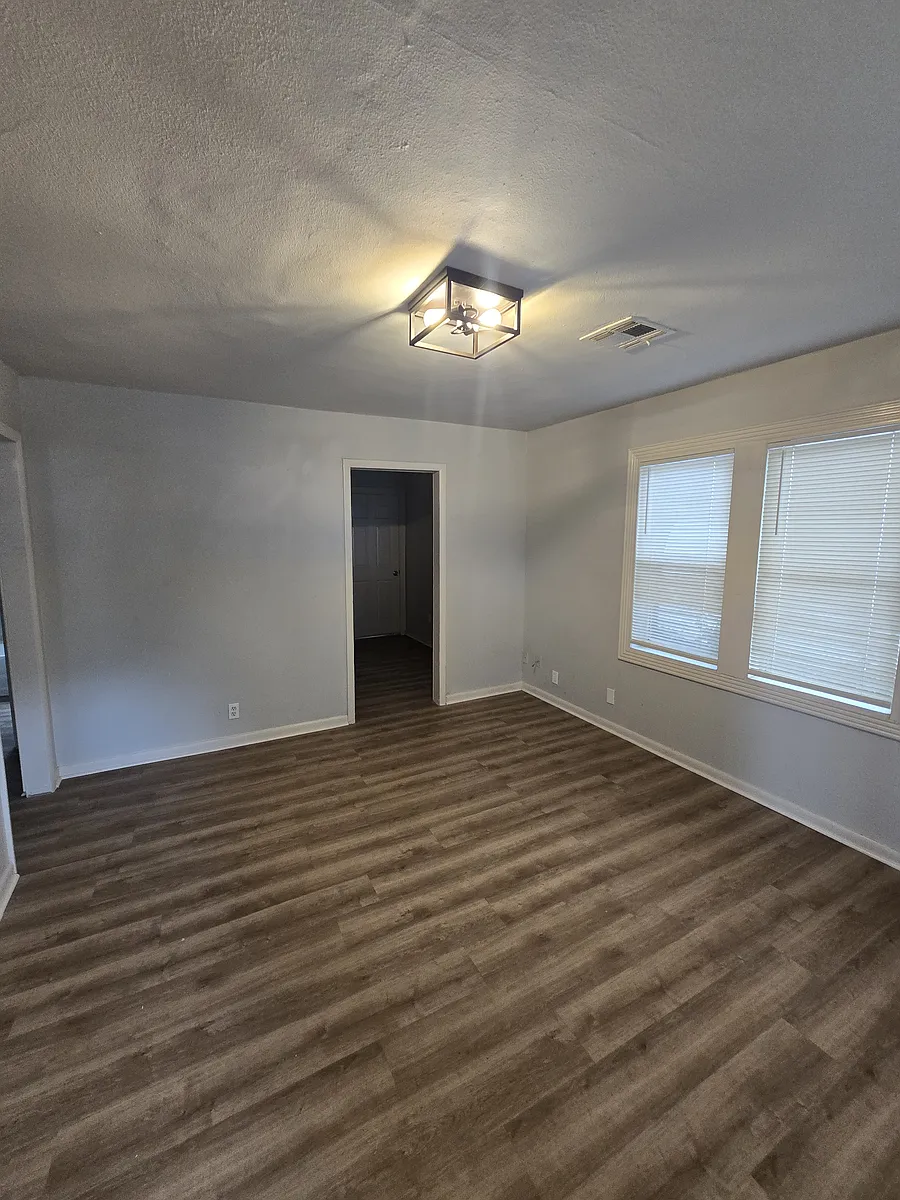 Building Photo - 6809 NW 49th St