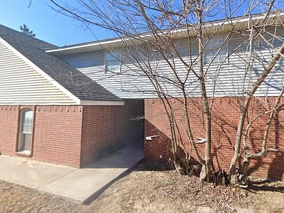 3rd image of 14117 SE 29th St