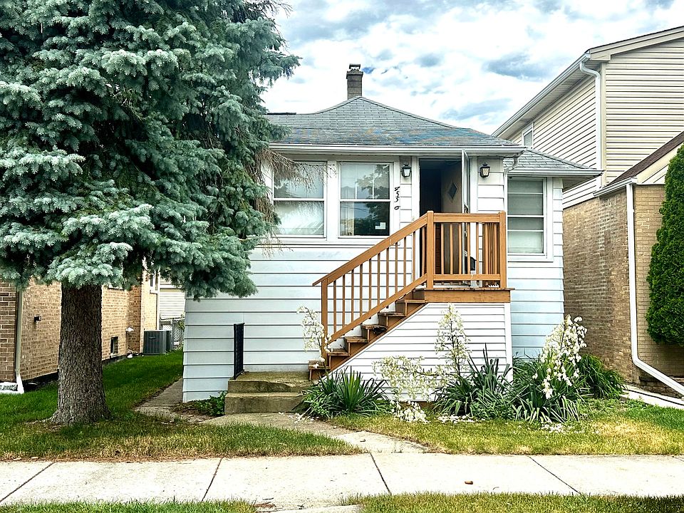 1st image of 4556 N Mulligan Ave