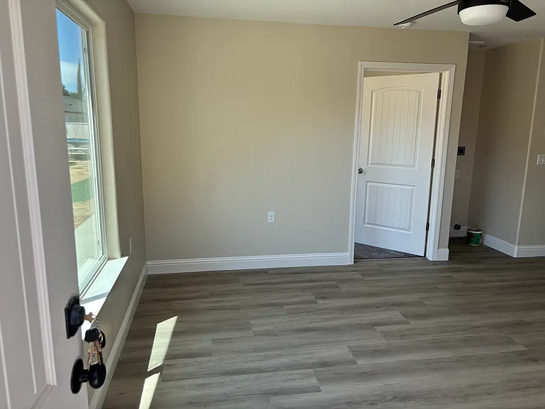 17321 Daley Rd — Photo 1