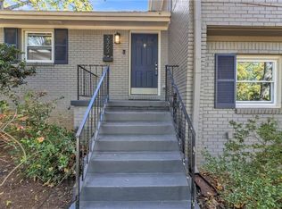 2363 Oak Ridge Ct, Decatur, GA 30032