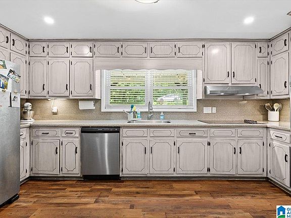 5th image of 165 Brewer Ln
