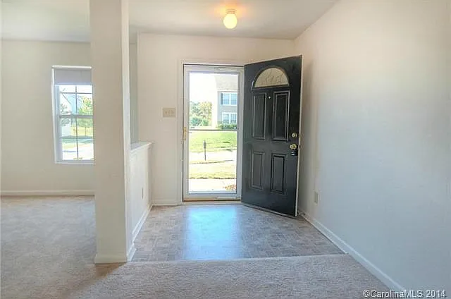500 Zander Woods Ct — Photo 5