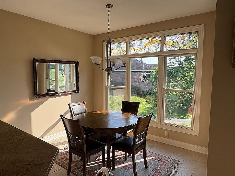 11 x 17 Dining Area