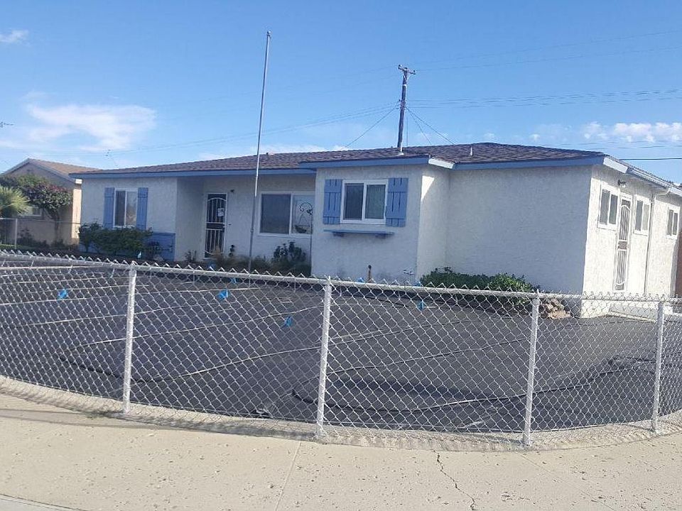 2nd image of 1016 6th Pl