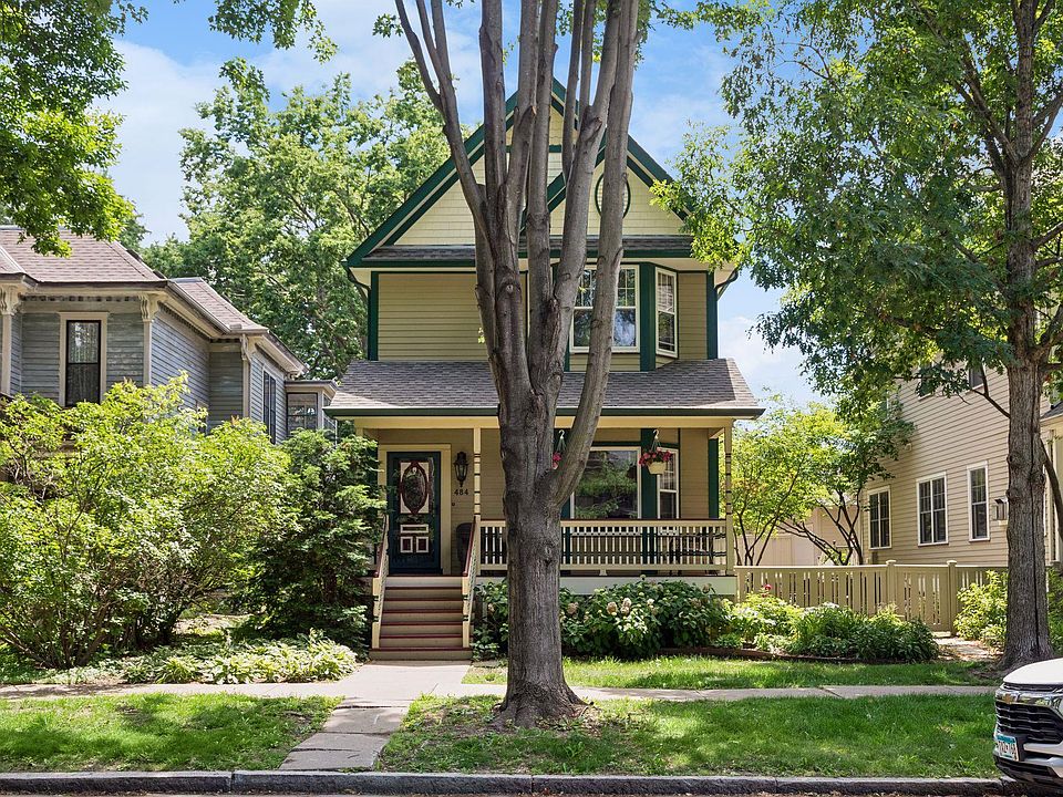 1st image of 484 Laurel Ave