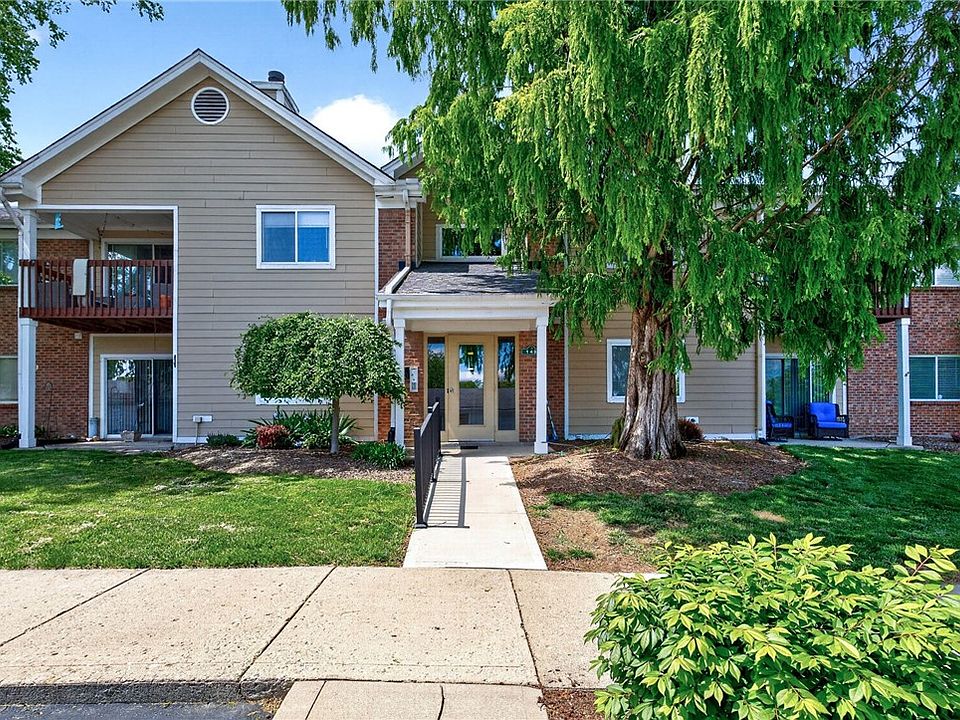 1st image of 148 Mallard Glen Dr APT 8