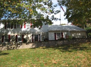 3337 Cochran Dr, Lancaster, PA 17601