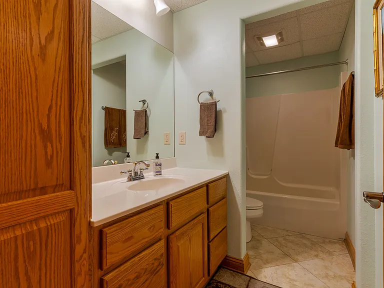 9630 Marcella Dr NE — Photo 48