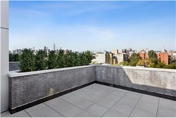 Rented by Compass | media 32