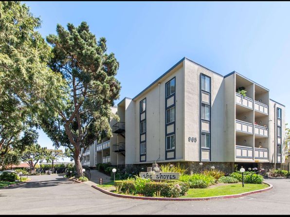 965 Shorepoint Ct APT 209