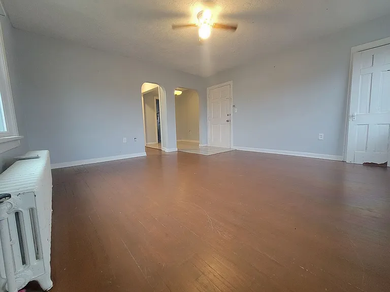 2406 Jackson St — Photo 1