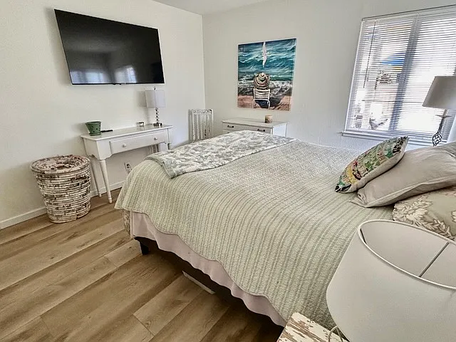 425 Coates Dr — Photo 6
