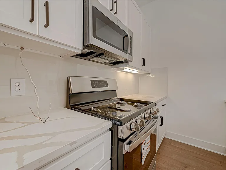 6022 Beall St — Photo 15