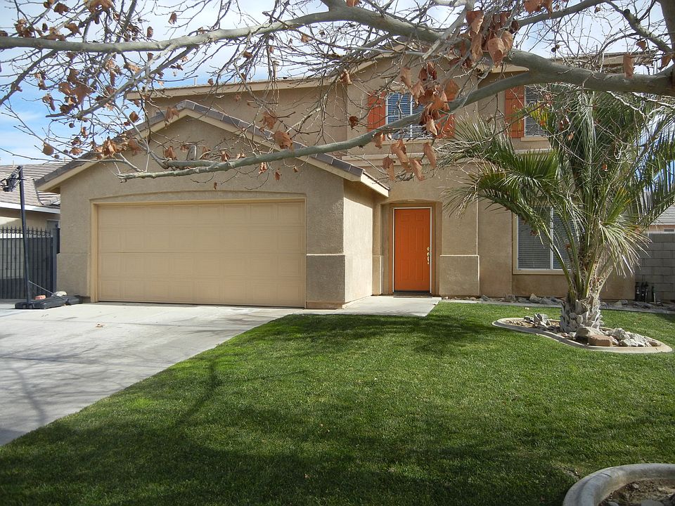 1st image of 45418 Pickford Ave