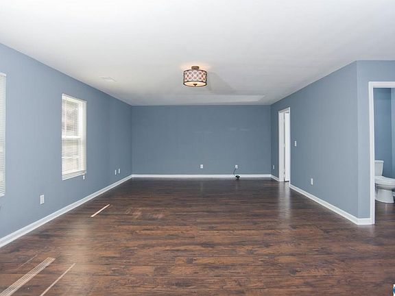 3rd image of 187 Bermuda Lakes Dr