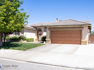 6221 W Avenue J11, Lancaster, CA 93536