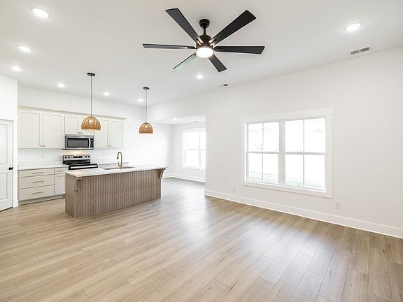 5th image of 2106 Rylee Way #49