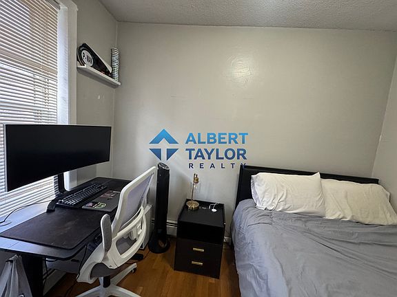 Bedroom #1