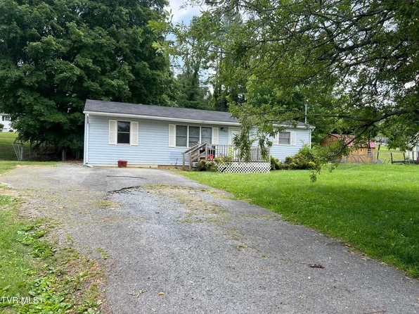 703 Rolling Hills Dr, Johnson City, TN 37604