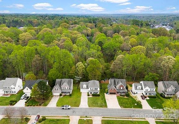 2nd image of 4380 Timberwood Dr