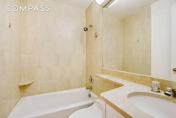 Rented by Compass | media 28