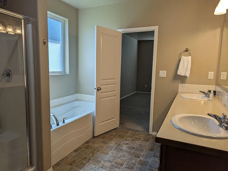 13700 S Morningside St — Photo 13