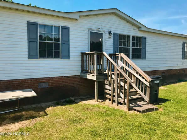 206 Gobbler Court, Rocky Point, NC 28457