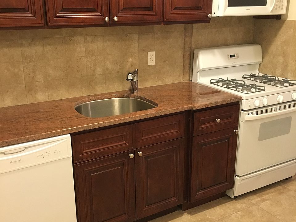 1st image of 3154 37th St #1