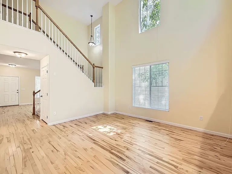 4809 Lucca Dr — Photo 10