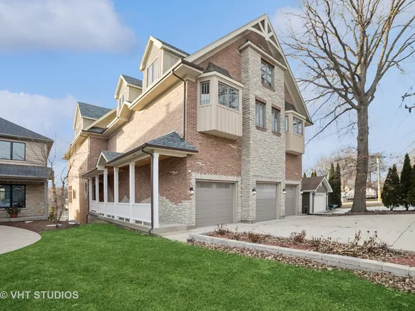 6N048 Riverside Dr, St Charles, IL 60174