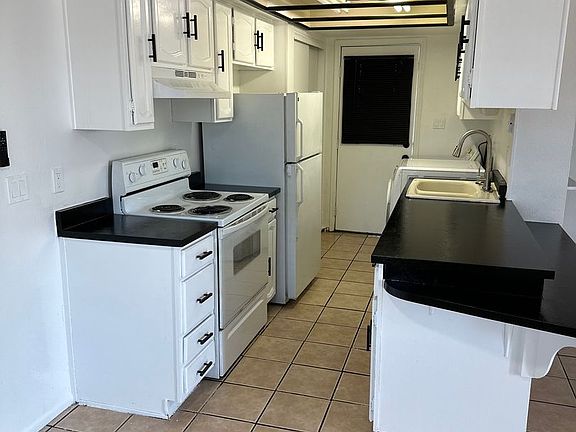 2nd image of 1504 E Indianola Ave APT 2