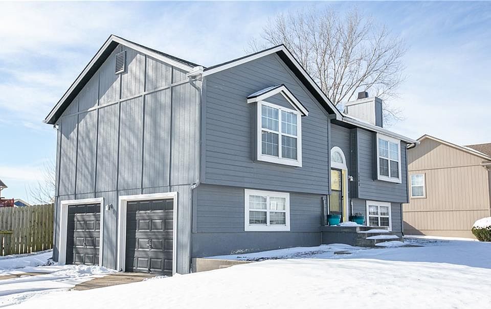 1st image of 1203 Willow Dr