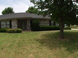 101 N Barrickway, Tonkawa, OK 74653