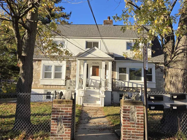 164 Oakland Avenue, Manchester, NH 03109