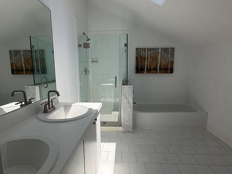 45 Sharrotts Rd #A — Photo 12