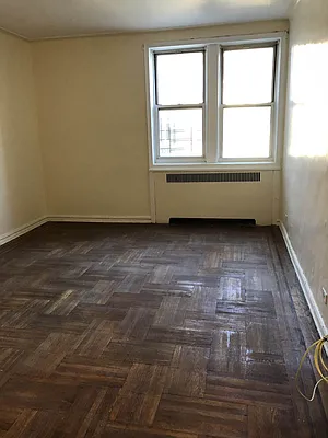 Rented by Lang Realty LLC | media 9