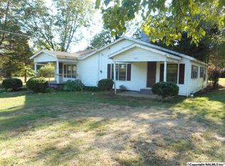 1101 Gross Rd, Guntersville, AL 35976