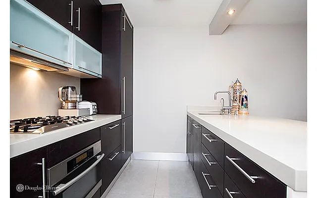 Rented by Douglas Elliman | media 8