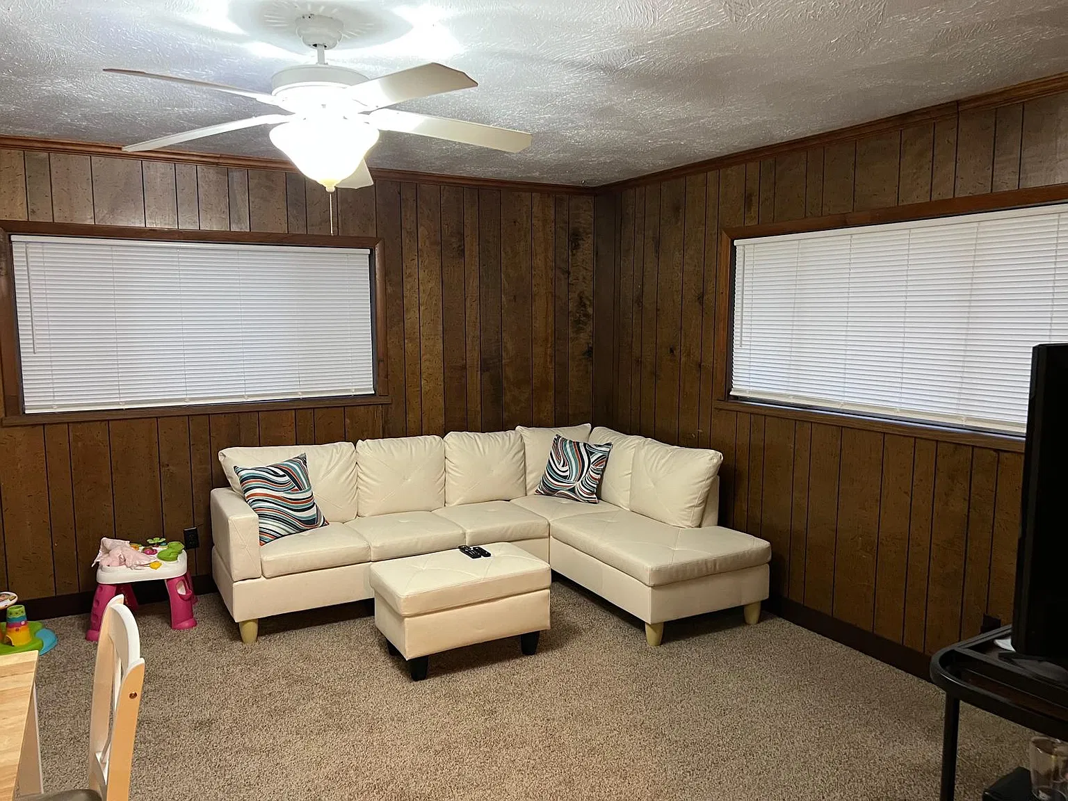 2 bed, 600 sqft, $1,300 — Photo 3