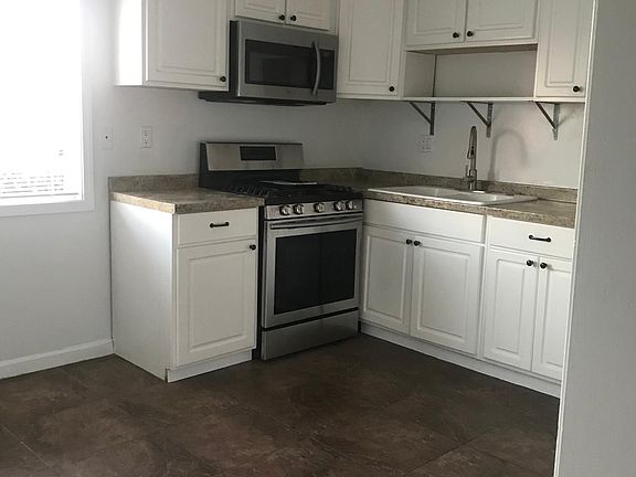 5th image of 8525 Imperial Hwy APT 11