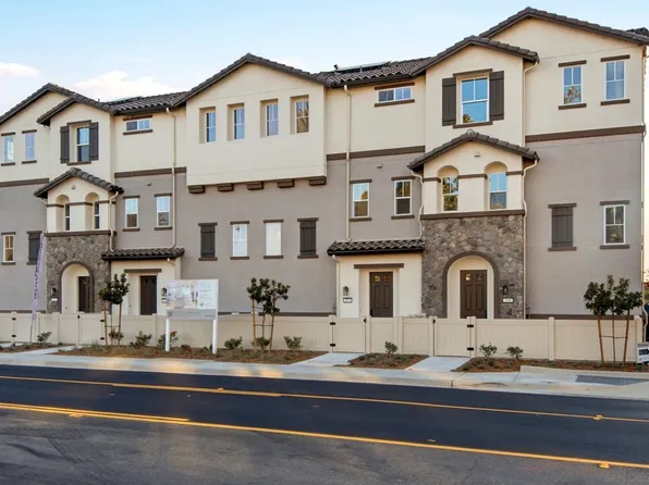 244 Pico Ave #3, San Marcos, CA 92069