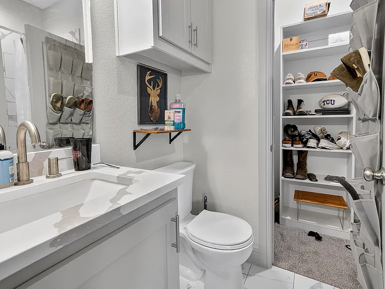 3521 S Hills Ave — Photo 23