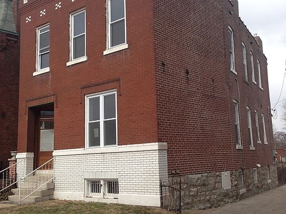 2nd image of 2717 Arsenal St #1F