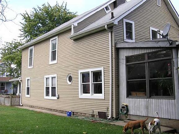 3rd image of 1305 S Hiatt St