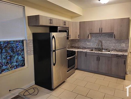 1st image of 1432 S Springfield Ave #2